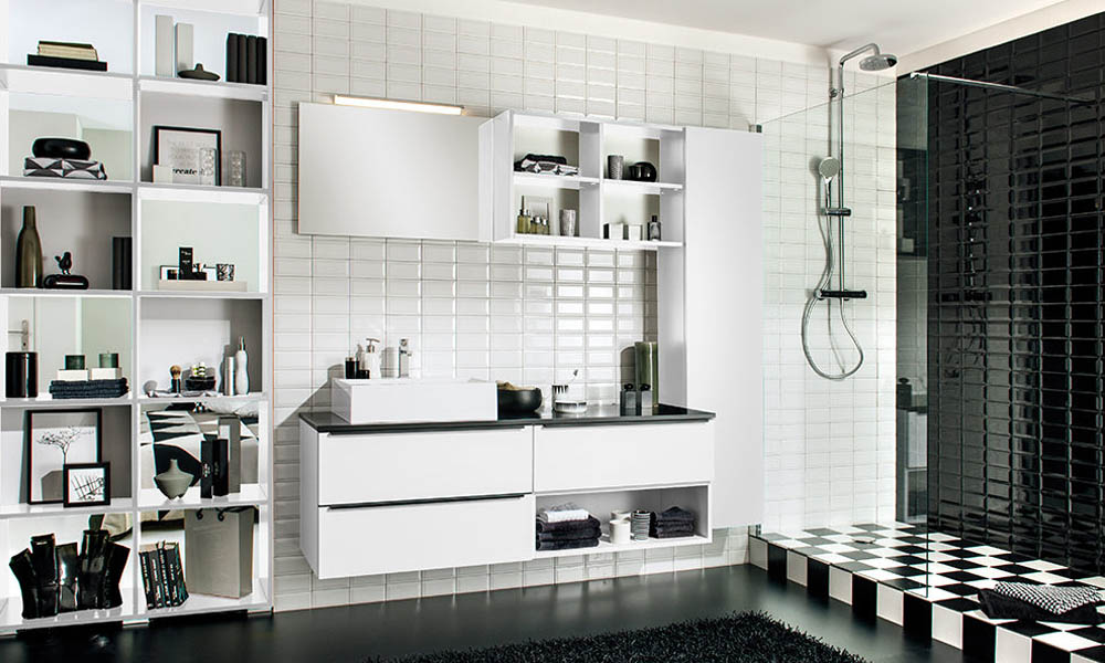 Un cuarto de baño masculino Un cuarto de baño masculino