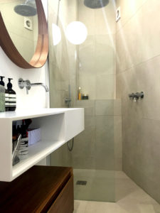 mueble de baño pequeño