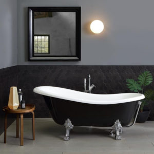 bañera color negro